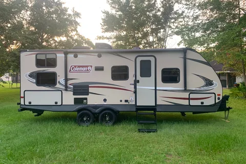 Jenson Coleman 2405BH Travel Trailer