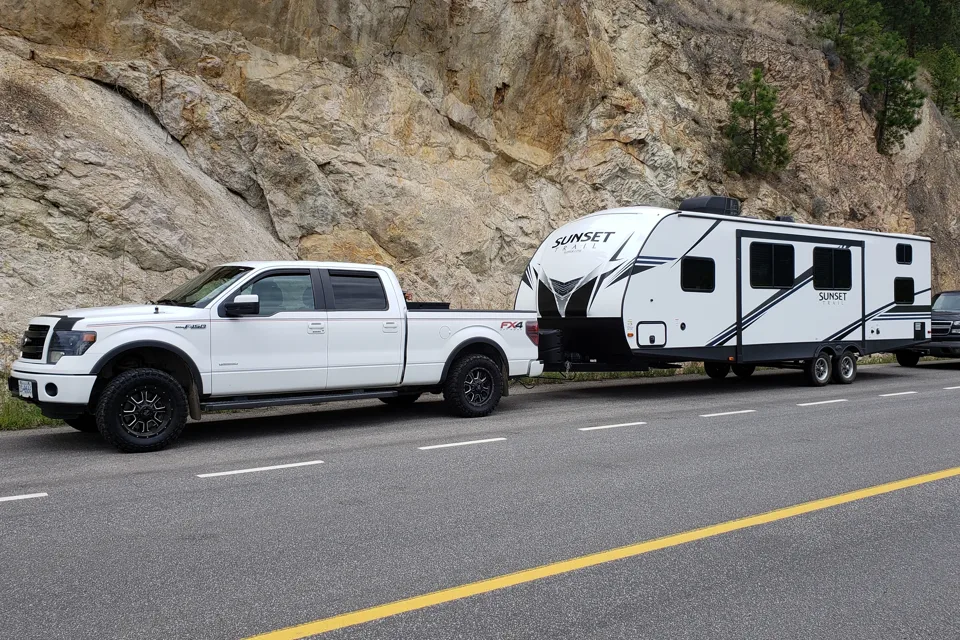 2020 Sunset Trail SS289QB Brand new! Sleeps 10!