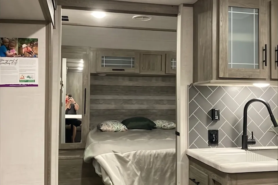 KAREN & CHRIS'S Forest River HERITAGE GLEN Travel Trailer