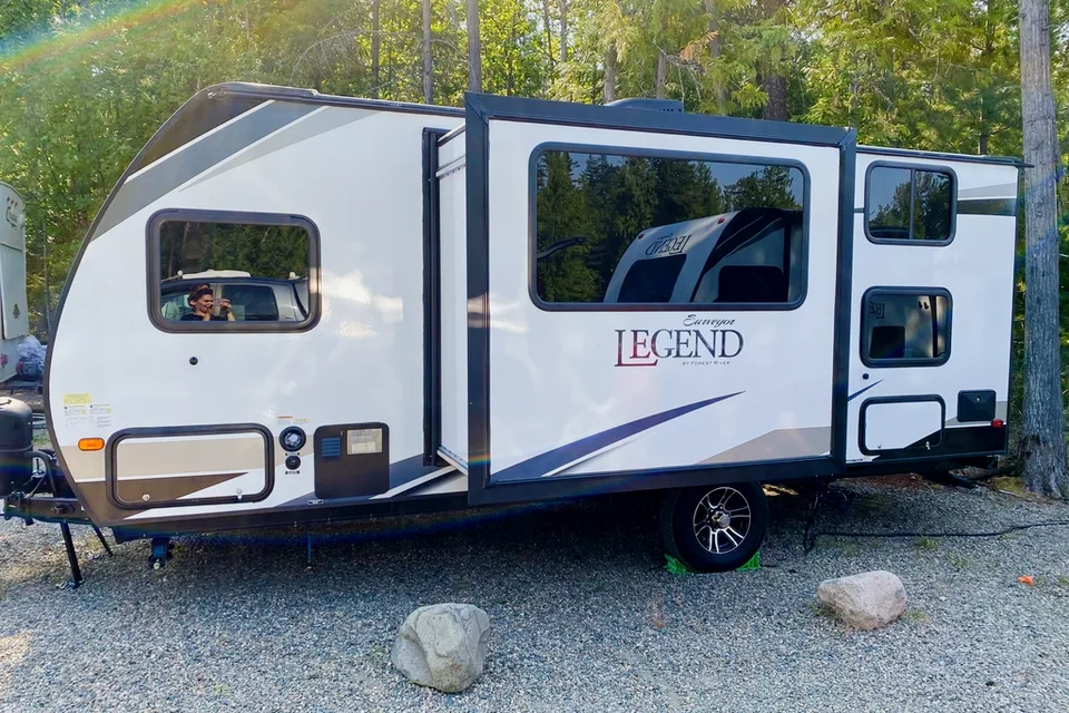 Ashley & Derek’s 2020 Surveyor Legend