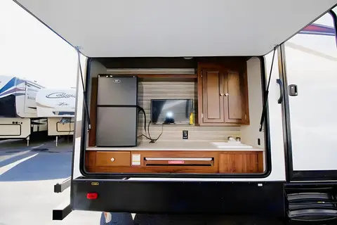 The Rest Nest - Mallard M33 Travel Trailer