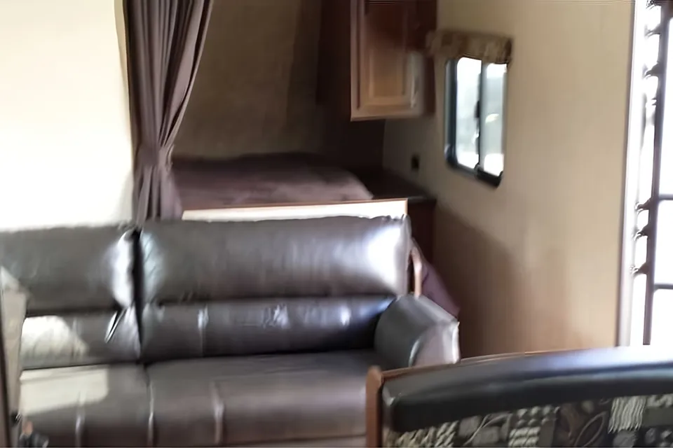 Tatjana's U#4 Travel Trailer