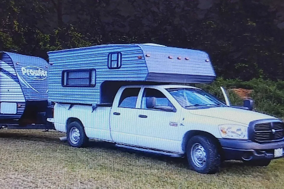 The Legend Truck Camper + Ram 3500 Diesel Hauler