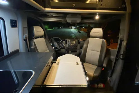 2019 Mercedes 19' Sprinter for Two - Super Clean