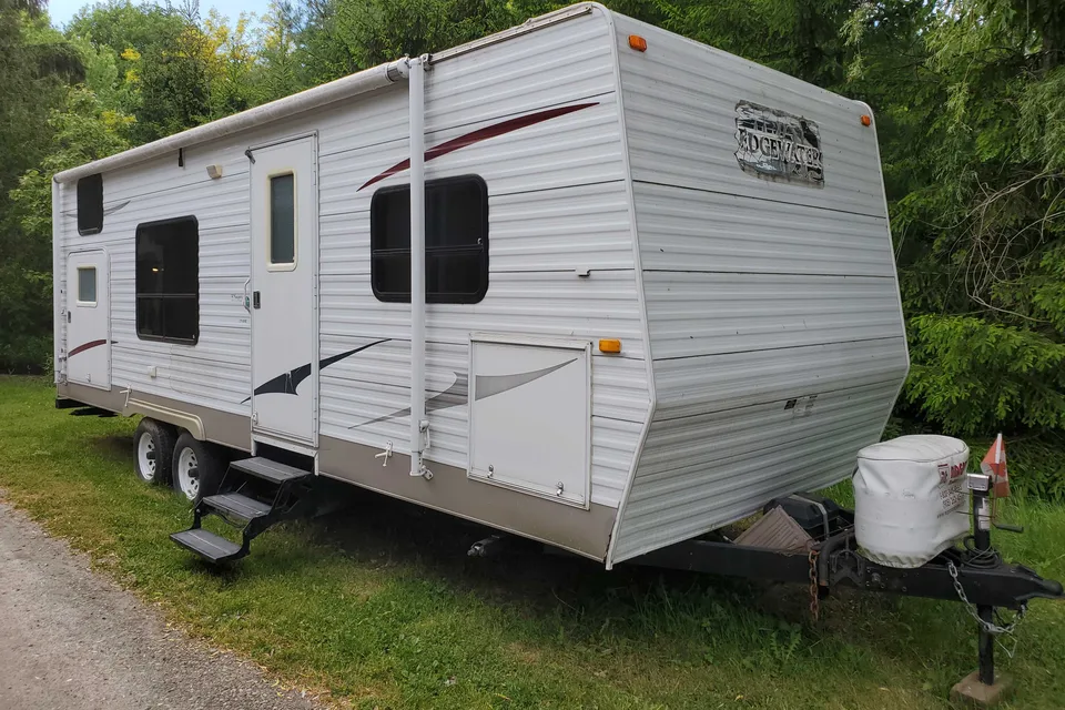 Shawn's Sunnybrook 270BHE Travel Trailer
