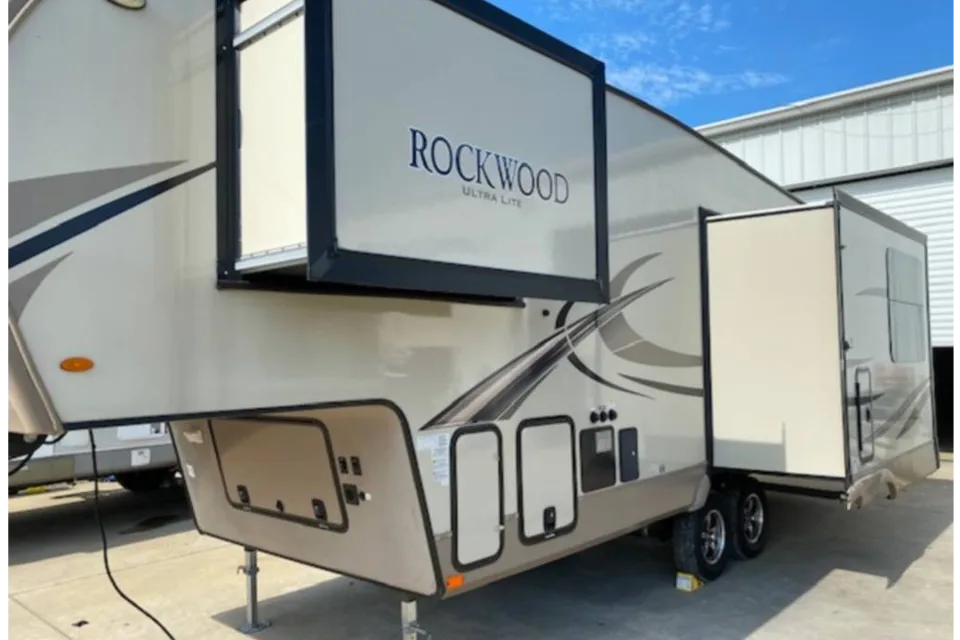 We deliver! Julie and Tim's Rockwood Forest River Fifth Wheel