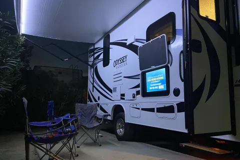 Meet "Bugsy": Easy-Driving Entegra Odyssey 24b