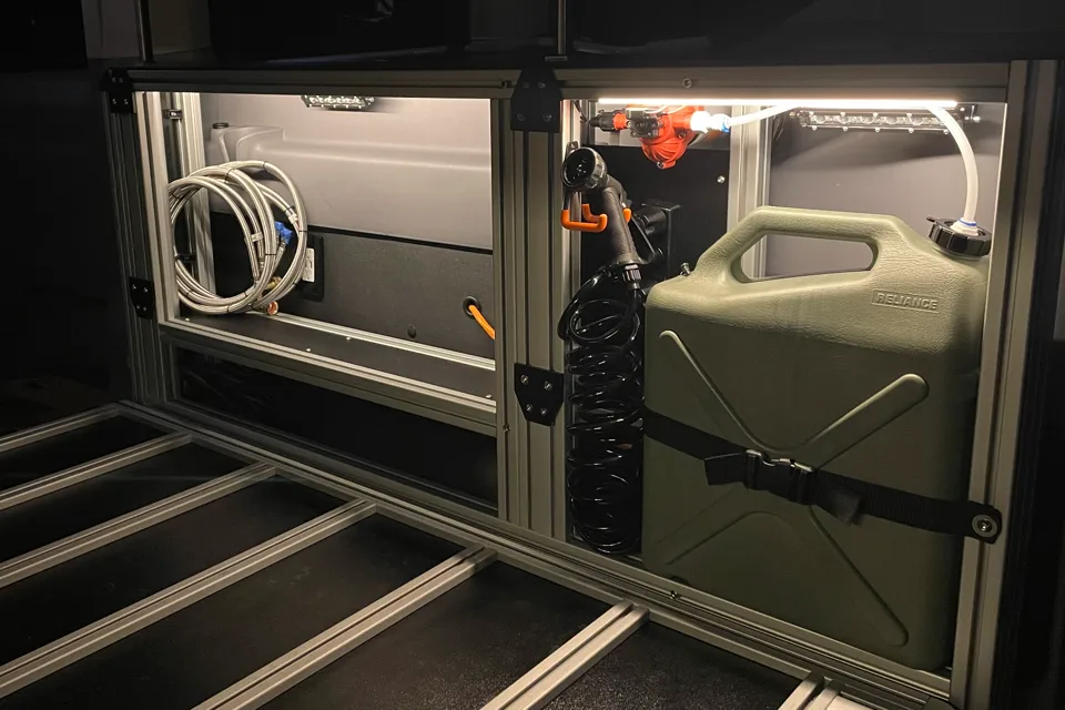 "Darth Vander" Custom Adventure Van by VanDOit: LIV Model