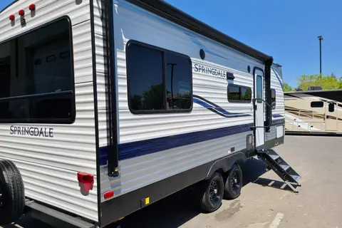 Kevin's Keystone Springdale 222RDWE Travel Trailer