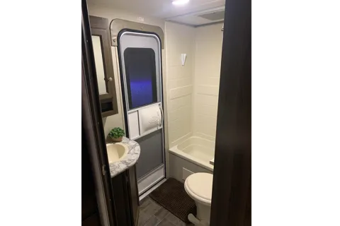 Keystone Bullet 247BHSE  Bunkhouse (half ton towable)