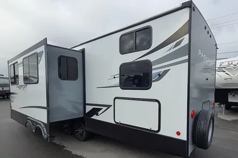 Frank's Family Fun Zone Keystone 2022 Travel Trailer