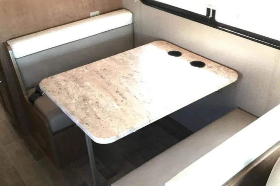 *NEW* Winnebago Outlook