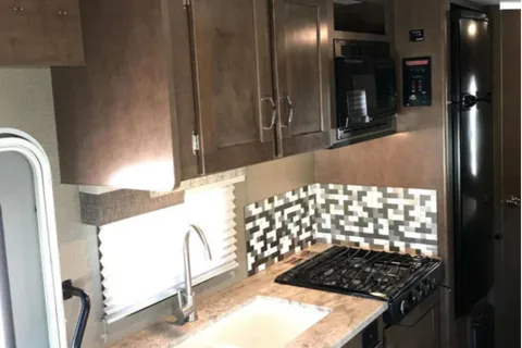 *NEW* Winnebago Outlook