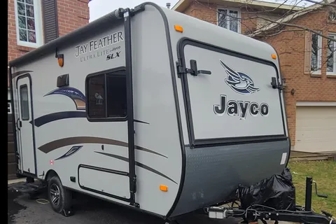 JCs Jayco Jayfeather 16XRB Hybrid