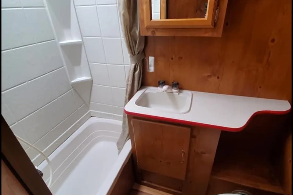 Cozy Vintage family friendly Cruiser !