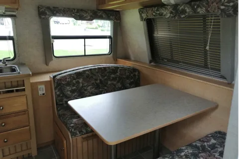 Laura's Trailbay 21FD Travel Trailer