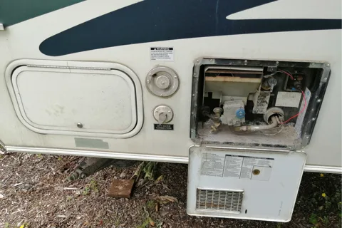 Laura's Trailbay 21FD Travel Trailer