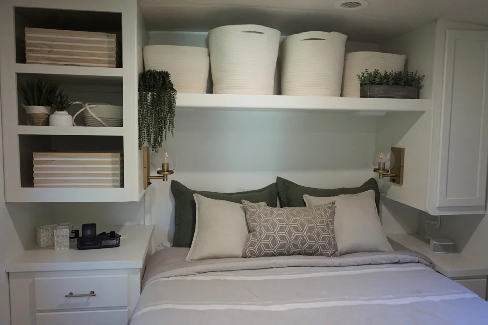 Joy the RV (Completely Renovated Class A)