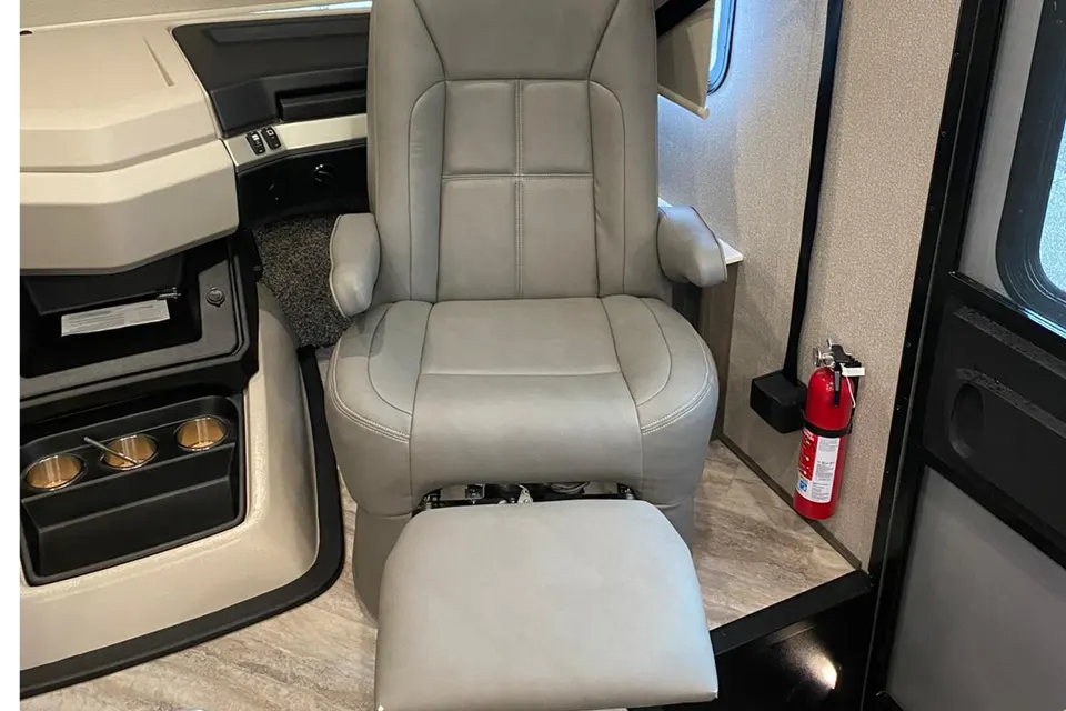 ANDRES's Fleetwood Southwind 2021