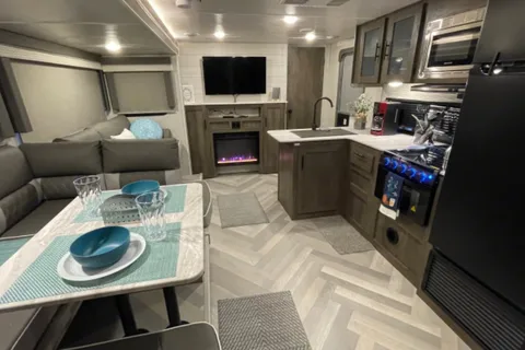 John's Forest River Salem Cruiser Lite Travel Trailer