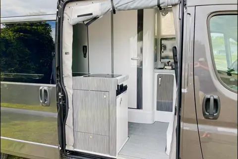 Loft sur la Route - Montecarlo FB21 Classe B 