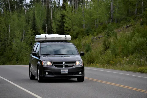 Fuel Efficient, Easy to Drive Campervan! Seats/Sleeps 4 adults, 5 w/kids!