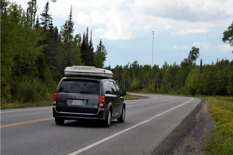 Fuel Efficient, Easy to Drive Campervan! Seats/Sleeps 4 adults, 5 w/kids!