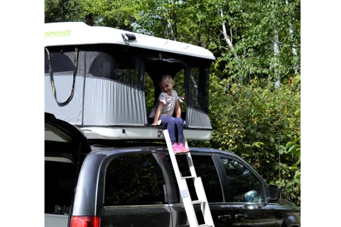 Fuel Efficient, Easy to Drive Campervan! Seats/Sleeps 4 adults, 5 w/kids!