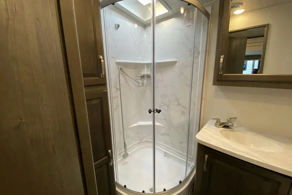 Marvel’s Keystone Cougar 26RKS Travel Trailer