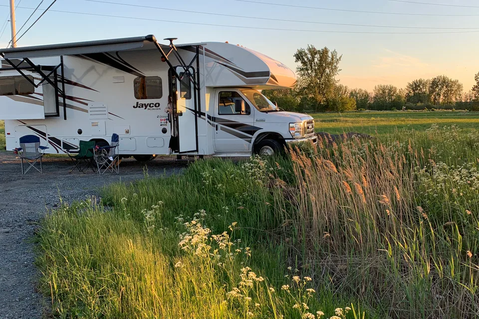 The Freedom with Jayco REDHAWK Classe C