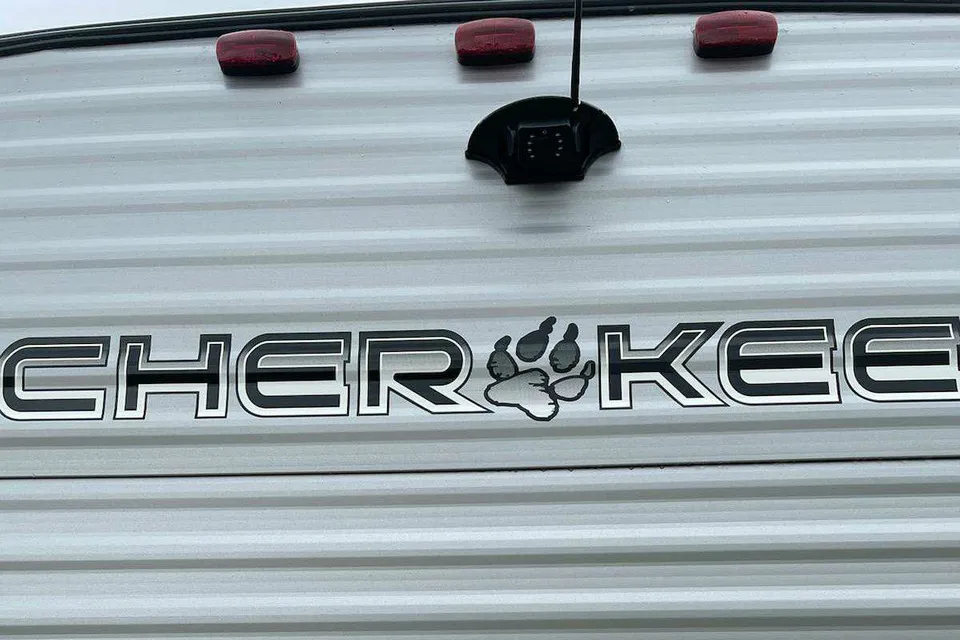 Brand new 2021 cherokee limited trailer