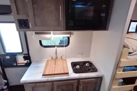 Rory's KZ 19bh Travel Trailer