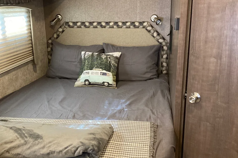 Glamping Adventurer