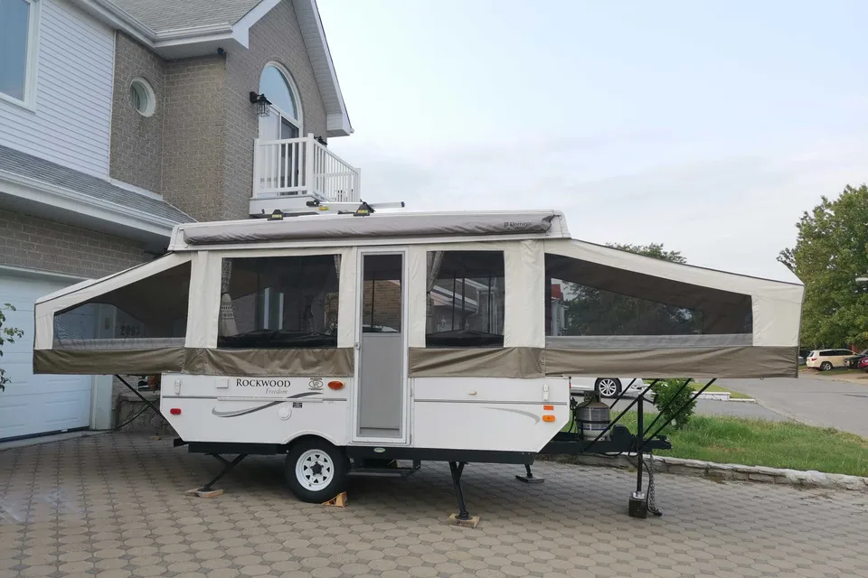 Joyce's Rockwood Freedom 2270 Tent Trailer
