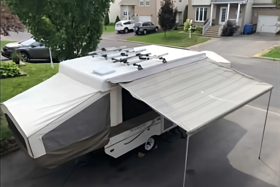 Joyce's Rockwood Freedom 2270 Tent Trailer