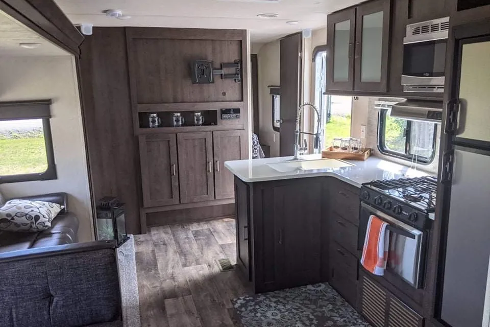 Chuck's Forest River Salem 30 BHS Travel Trailer