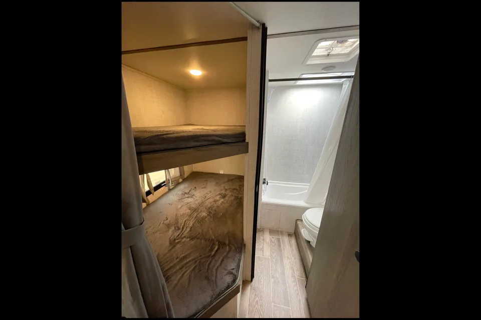 Spacious Clean New 27' Ultra-Lite Travel Trailer