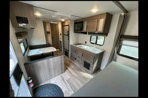 Spacious Clean New 27' Ultra-Lite Travel Trailer