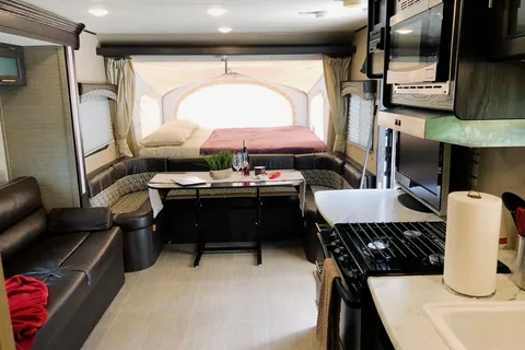 “KODY” Kodiak Dutchmen RV Kodiak Ultra-Lite  Hybrid