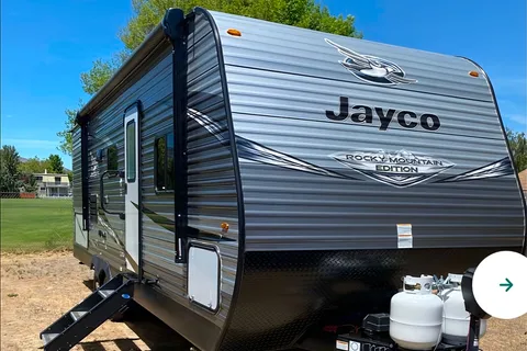 29 Ft. Jayco Rocky Mountain Edition Travel Trailer