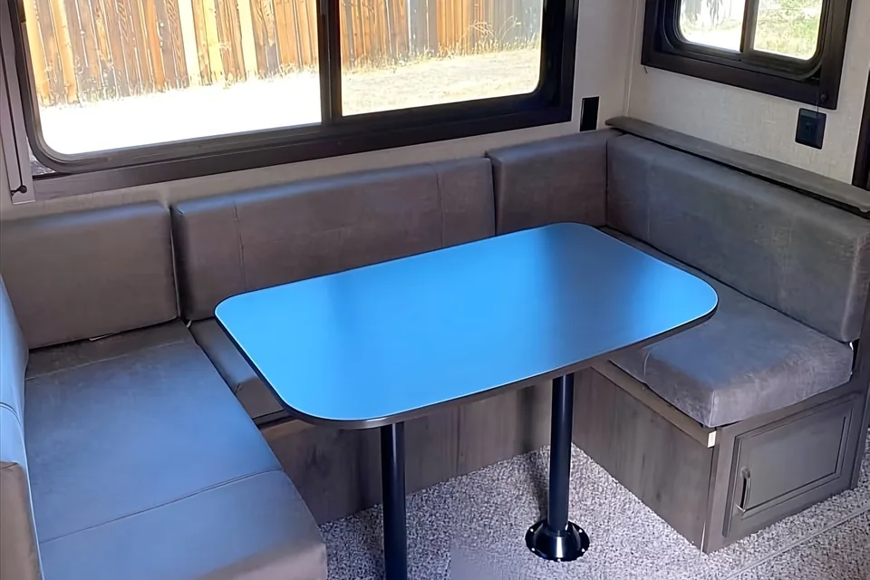 29 Ft. Jayco Rocky Mountain Edition Travel Trailer