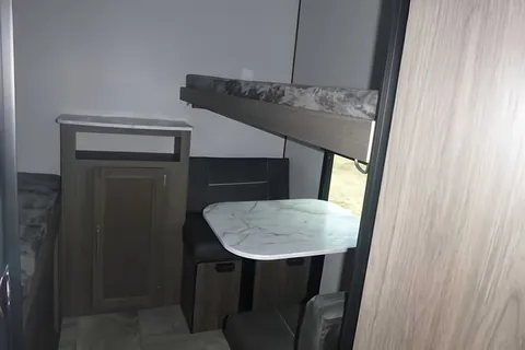 Dejong Kodiak 283BHSL Travel Trailer