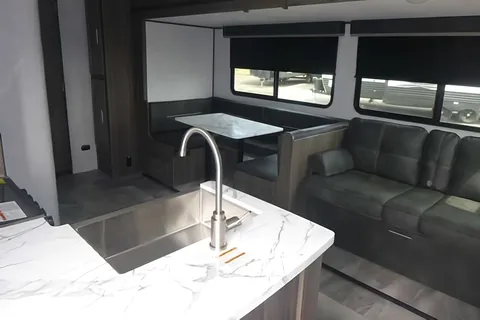 Dejong Kodiak 283BHSL Travel Trailer