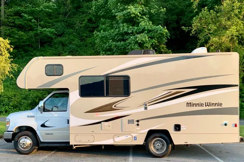 2020 Winnebago Minnie Winnie
