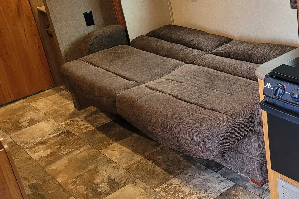 Starcraft Launch Ultra Lite Travel Trailer
