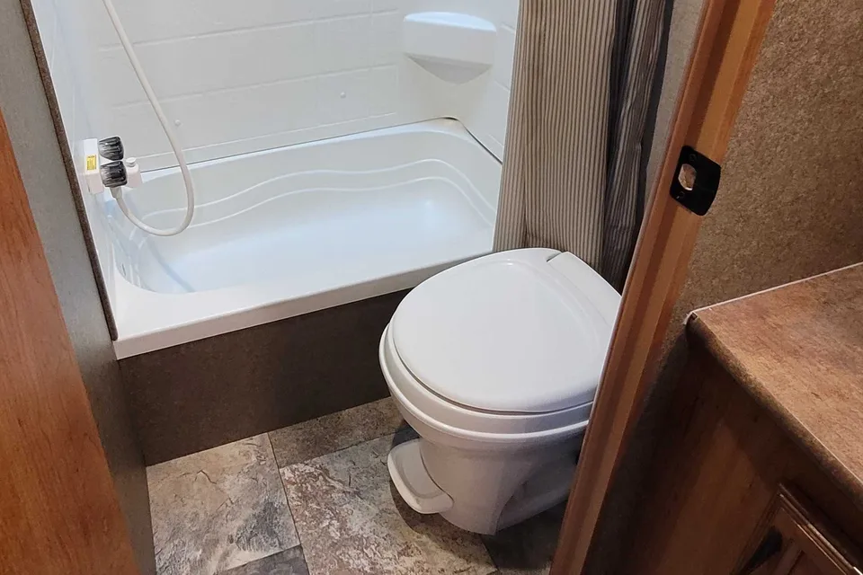 Starcraft Launch Ultra Lite Travel Trailer
