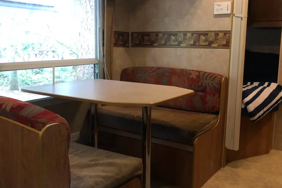 Trent's Jayco Jay Flight 27' Travel Trailer