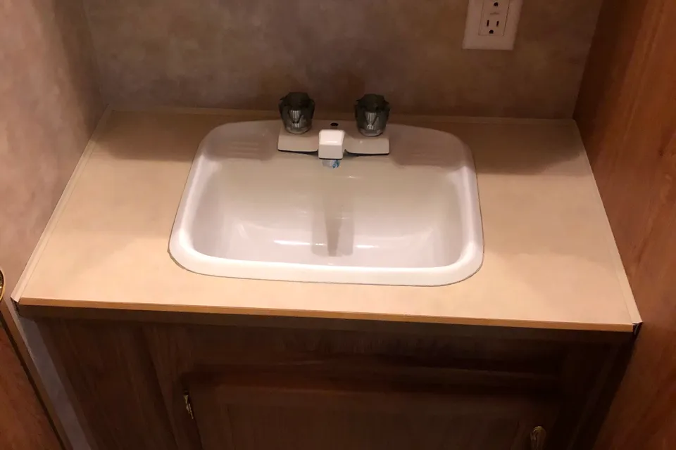 Trent's Jayco Jay Flight 27' Travel Trailer