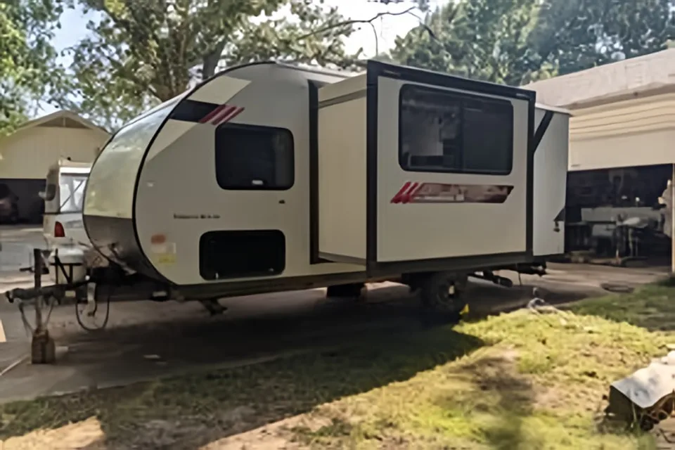 2021 Premium  Wildwood FSX Travel Trailer