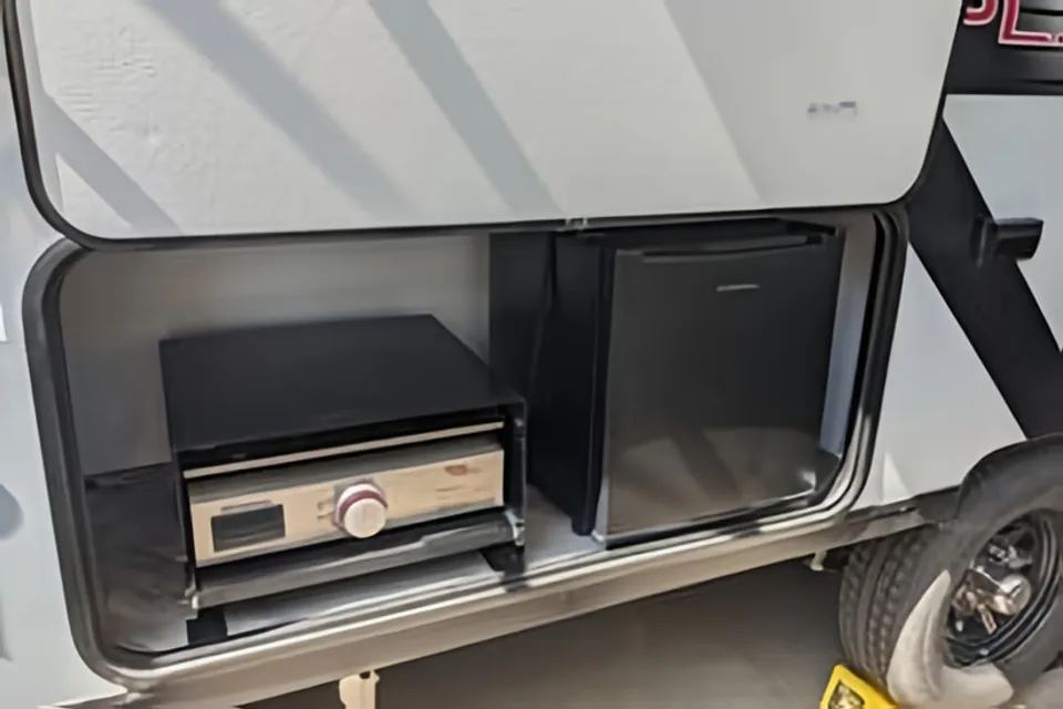 2021 Premium  Wildwood FSX Travel Trailer